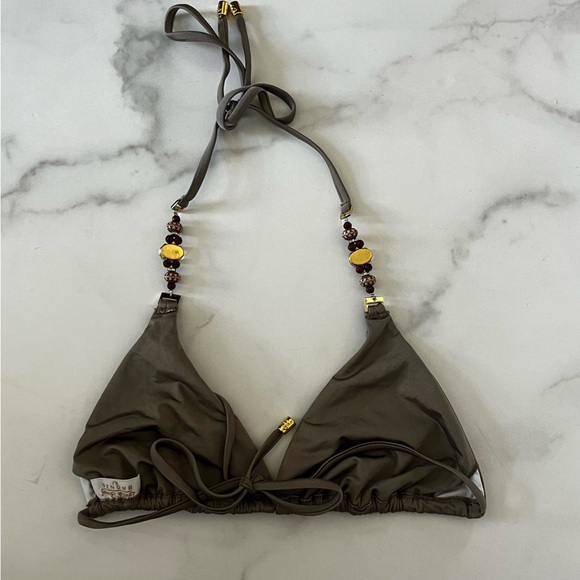 Beach Bunny *RARE* Ticket to Paradise Jeweled Bikini Set in Taupe - Picture 12 of 14